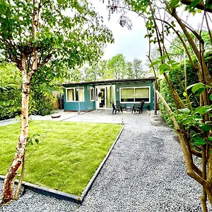 Vakantiehuis Cozy Family House With Spacious Garden In The Nature Near Amsterdam, Vijfhuizen